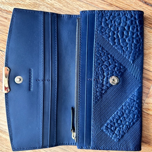 BURBERRY Signature Grain Calfskin Check Embossed Porter Continental Wallet navy - Picture 4 of 4
